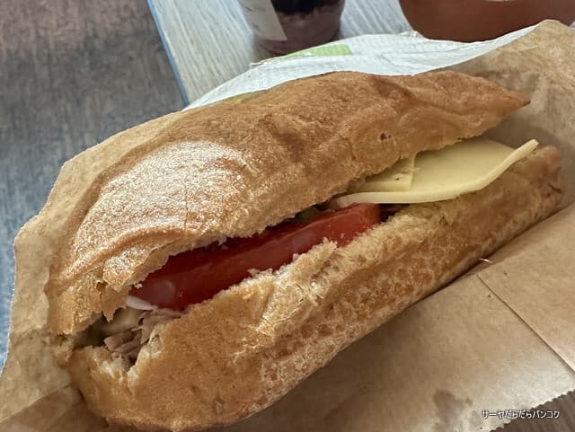 【Fresh up Batenberg】　at　ブルガリア・ソフィア市内　～朝6時半から営業！地元流の朝食を楽しんでみた～