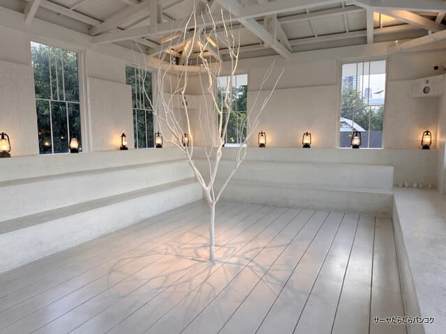 【Walden Woods Bangkok】　at　エカマイSoi12　～エカマイの人気カフェ攻略！京都仕込みの本格ローストコーヒーを味わう～